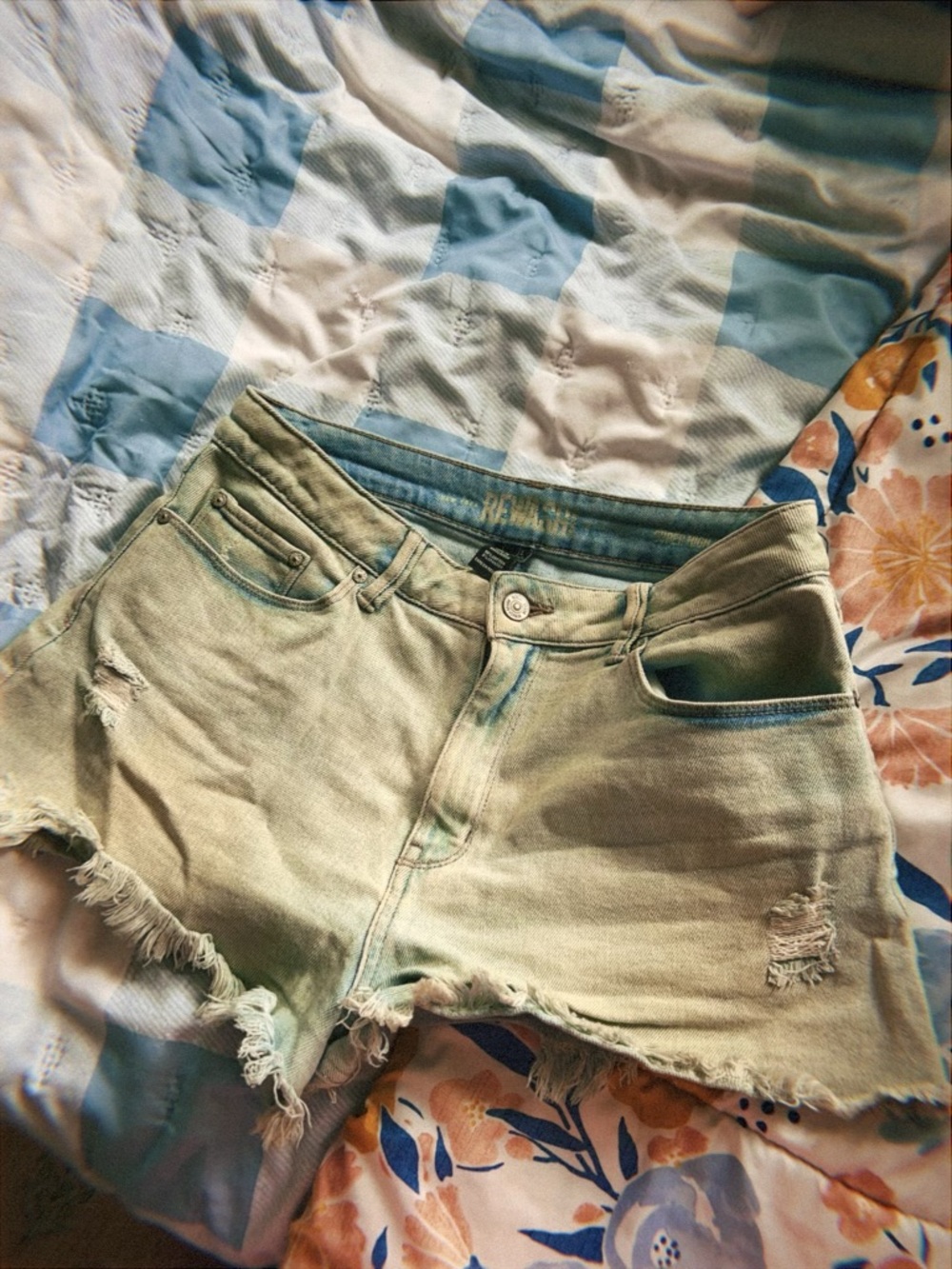 Rewind Women’s Super Hi Rise Denim Shorts